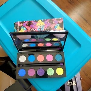 Urban Decay Electric palette!!